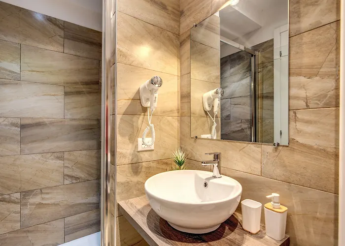 Pensionat Chester 4*